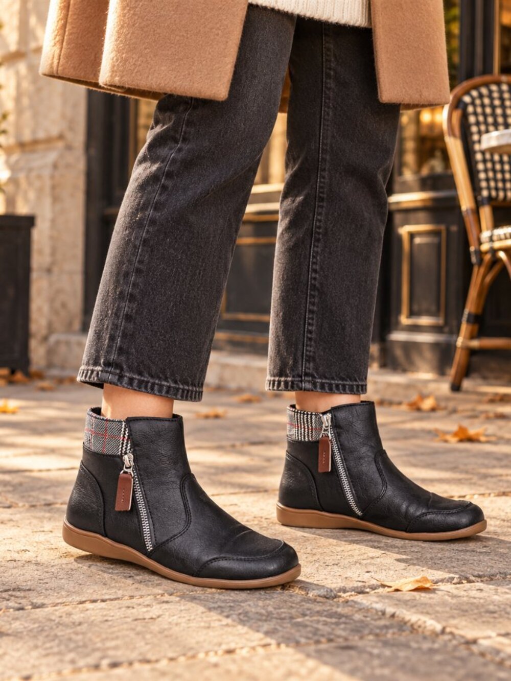 Black Plaid Cuff Side Zip Ankle Boots Size EU 38, 7.5-8